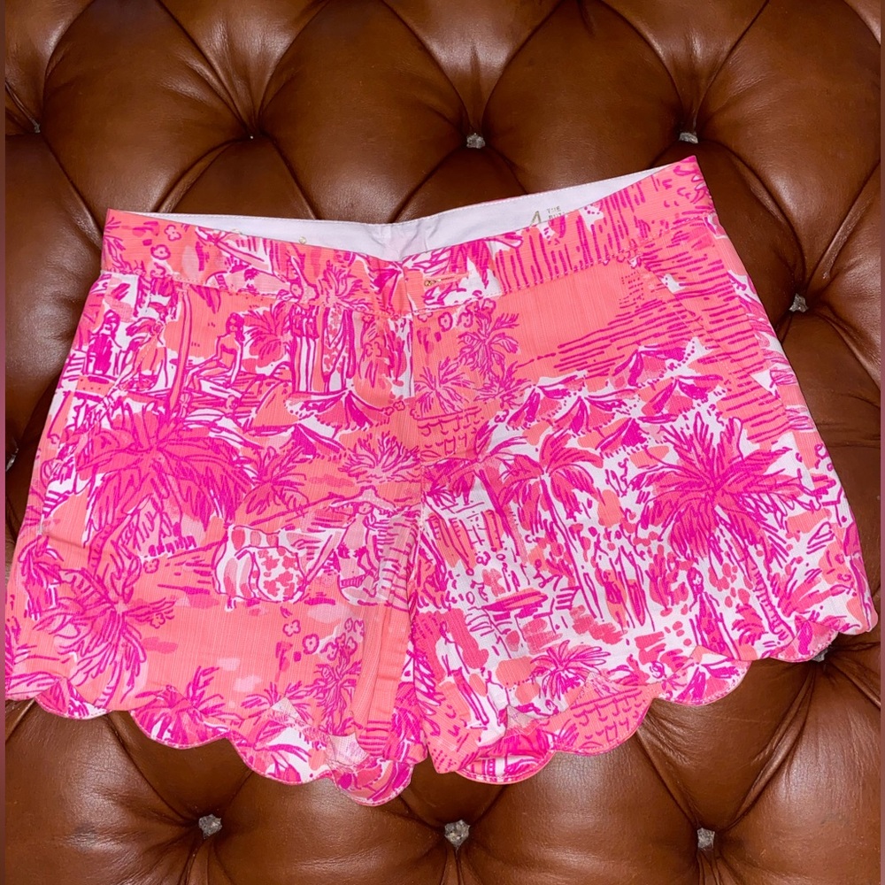 Lilly Pulitzer buttercup shorts. Size 4